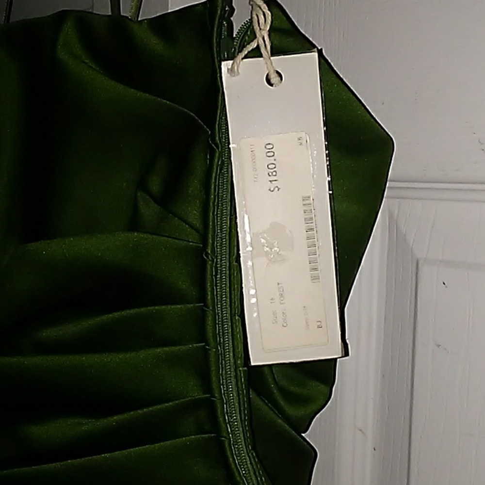 NWT Women's 2-pc Formal Set - Picture 4 of 8